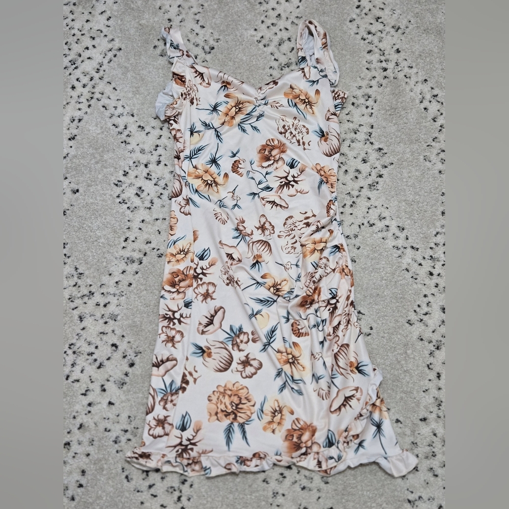 Floral Slip Dress in White and Tan